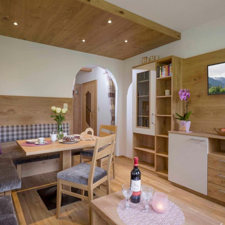 Ferienwohnung Garber - Appartement 1 Chambre avec Balcon et Vue sur les Montagnes - 1