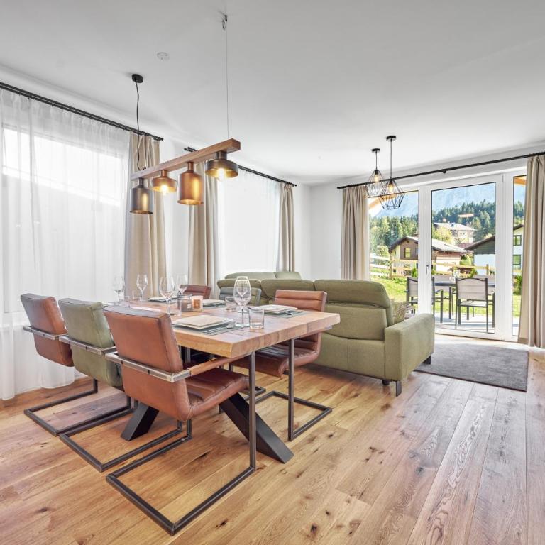 Panorama Lodge Alpine Living 201 - Apartment - 1