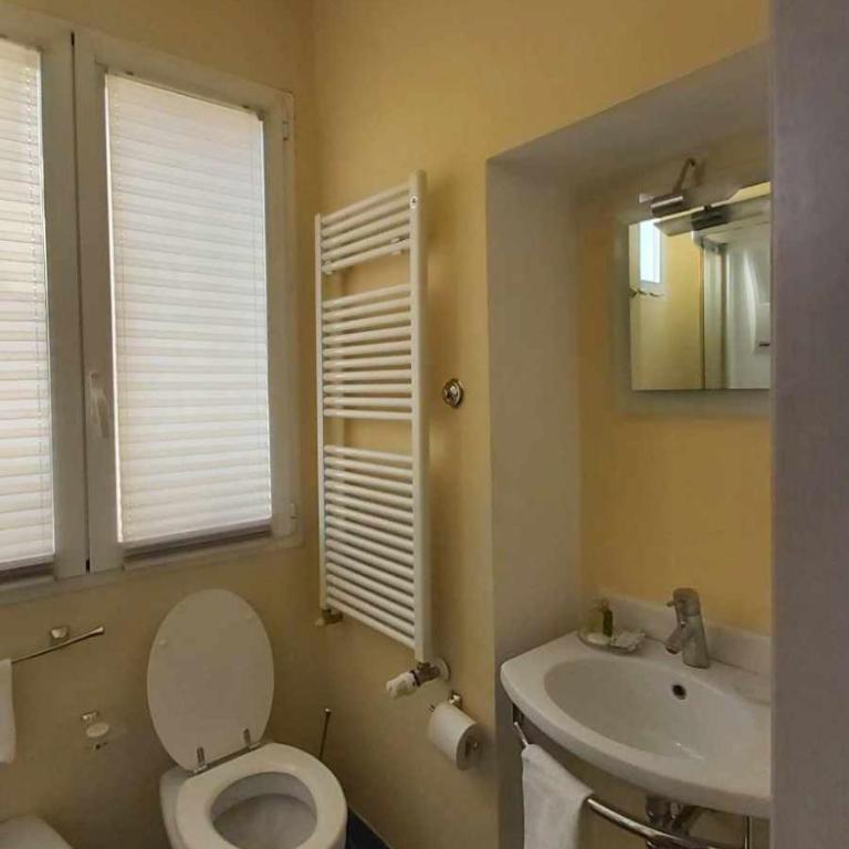 Tornabuoni La Petite Suite - Deluxe Double or Twin Room - 9