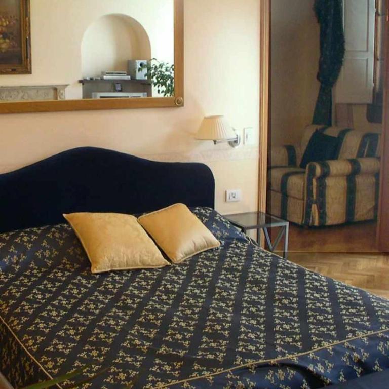 Tornabuoni La Petite Suite - Superior Suite - 7