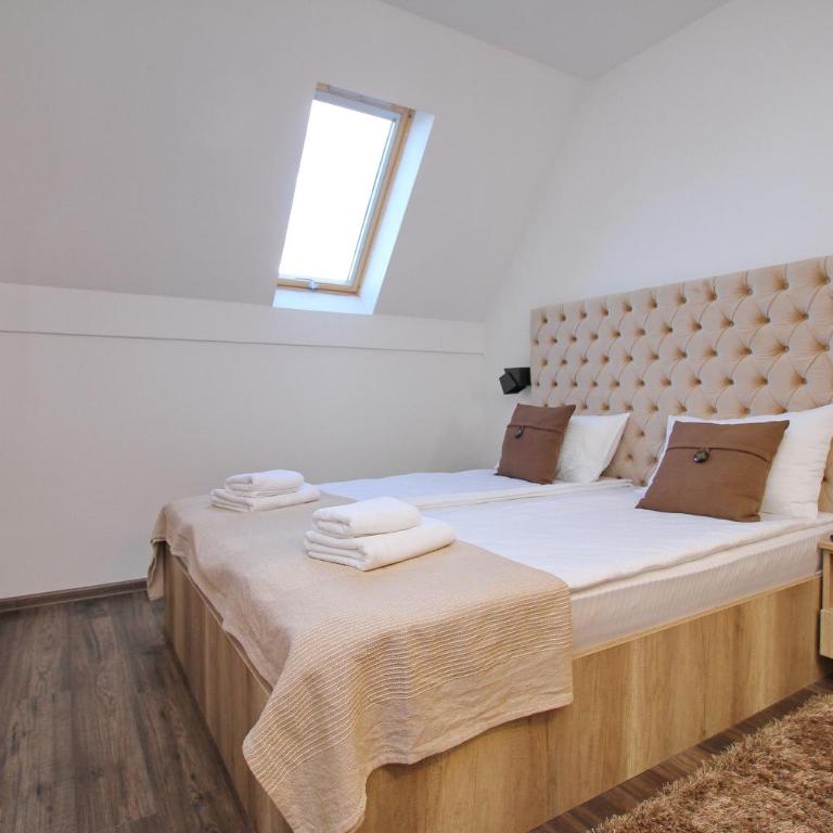 All Seasons Residence - Studio - 11