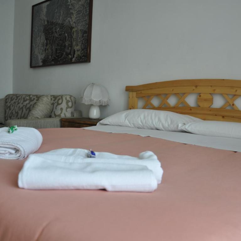 Interno 7 - Camera Matrimoniale con Bagno Privato - 14