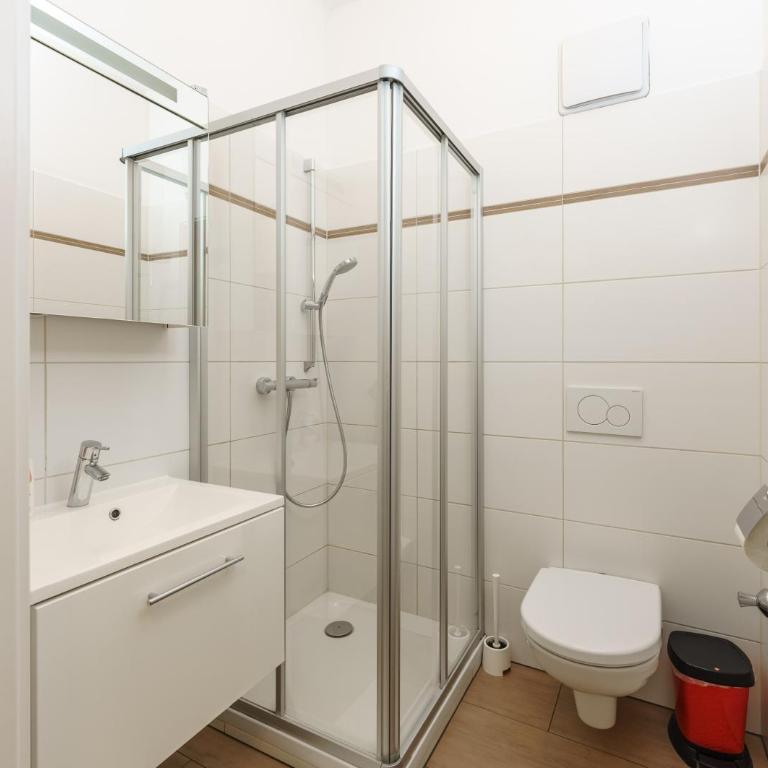 Easyapartments Riverside - Apartment mit 3 Schlafzimmern Erdgeschoss - 21