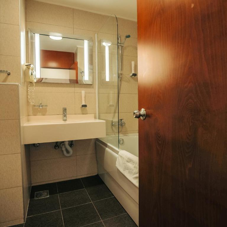 Grand Hotel Tuzla - Jednokrevetna Soba - 4
