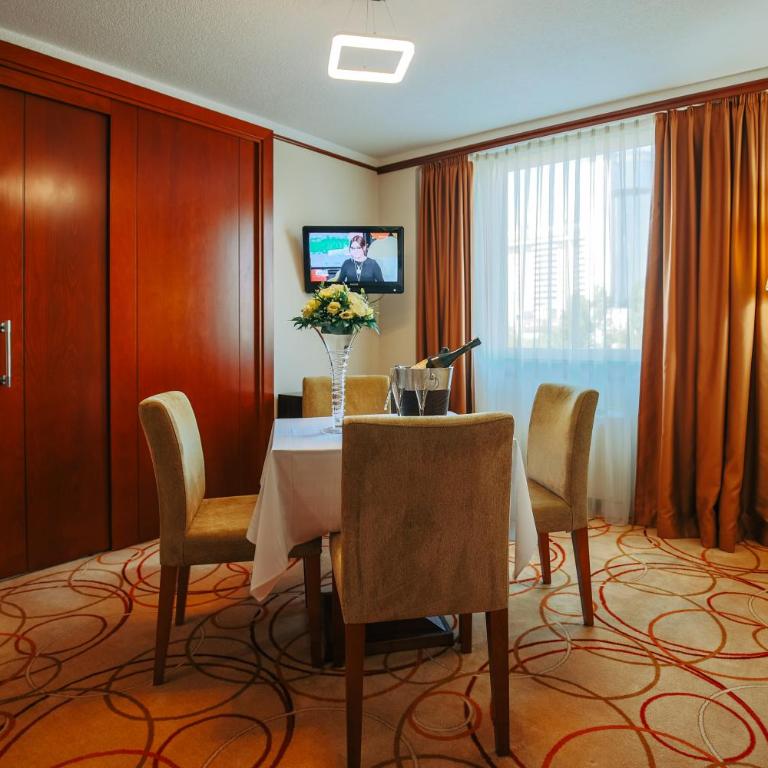 Grand Hotel Tuzla - Deluks Apartman - 3