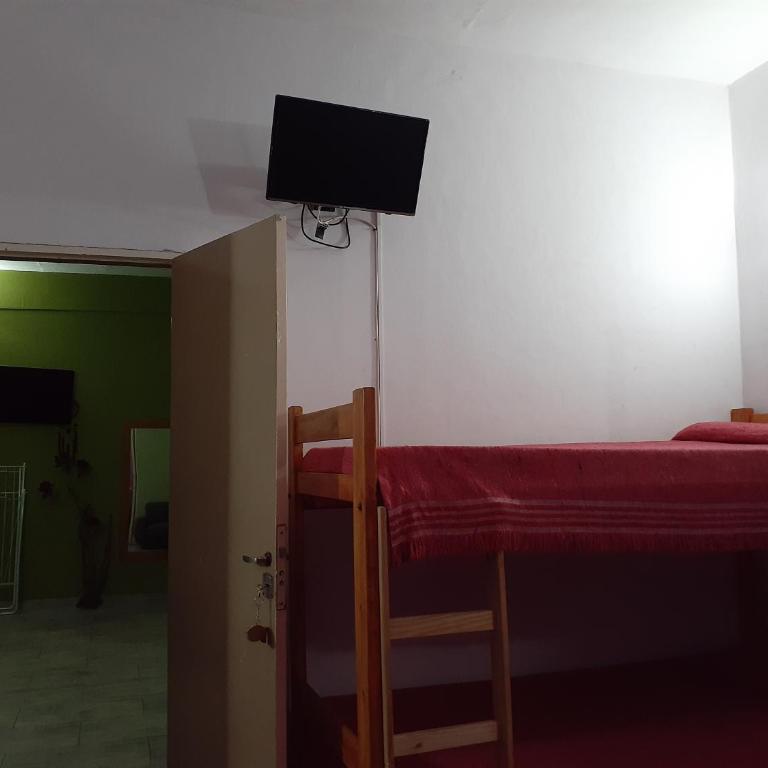 Alquiler zona centro - Habitación Cuádruple con baño privado - 1