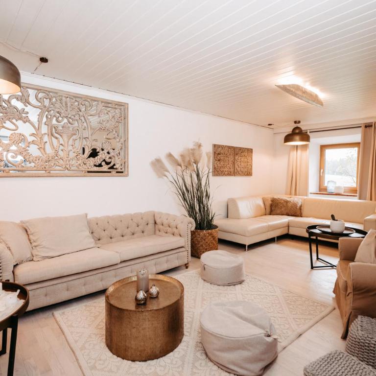 Chalet Wiesengut all famous ski areas around us, 10 min to salzburg, mountainview - Haus mit 5 Schlafzimmern - 3