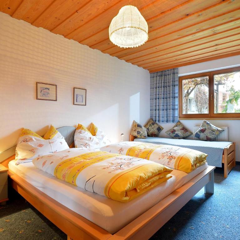 Haus am Waldesrand - Apartment mit 2 Schlafzimmern und Dusche - 10