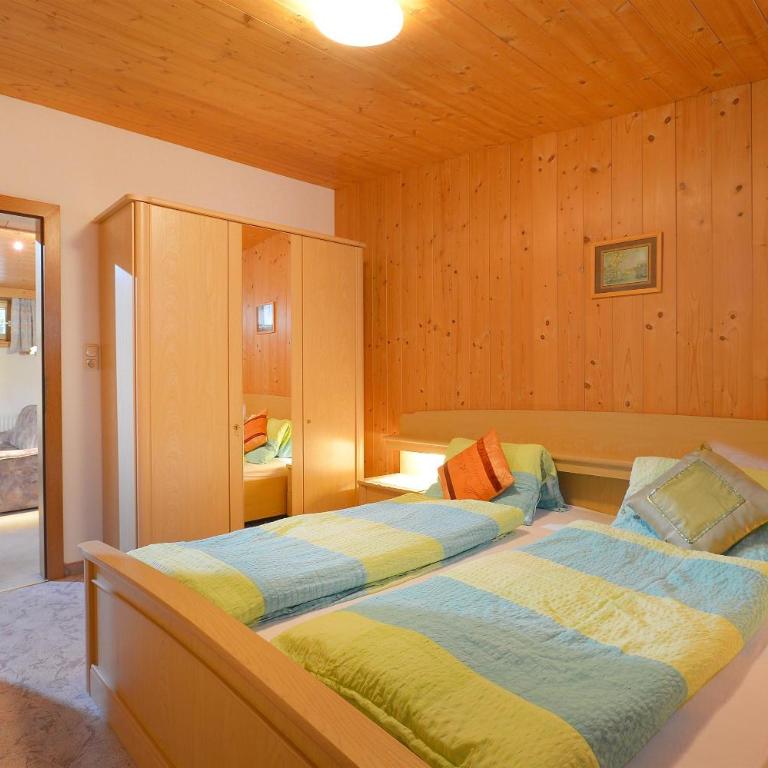 Haus am Waldesrand - Apartment mit 2 Schlafzimmern und Dusche - 18