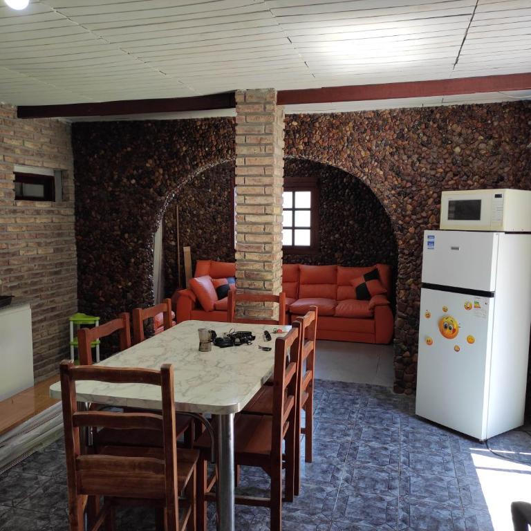 shalet 3 dormitorios dos cuadras de la playa - One-Bedroom House - 12