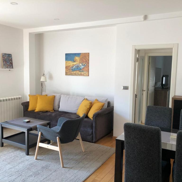 Modern 1 Bed Apartment, near shopping mall Stadion - Apartman sa 2 Spavaće Sobe - 1