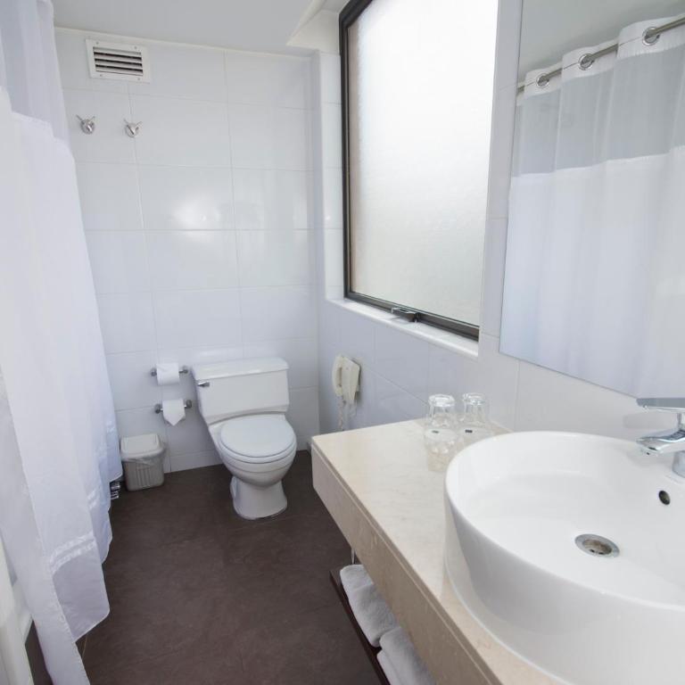 Hotel Director Vitacura - Habitación Familiar (2 adultos y 2 niños) - 7