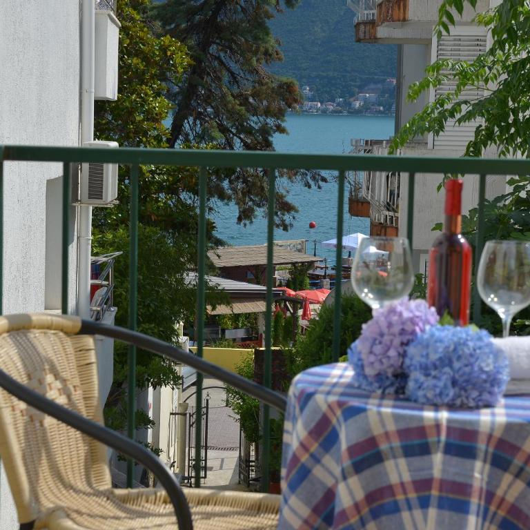 Solar Apartments - Studio with Balcony and Sea View - 8