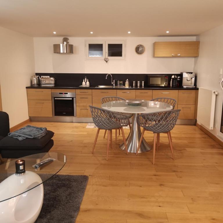 Très bel appartement avec vue sur les montagnes - Appartement 1 Chambre - 1