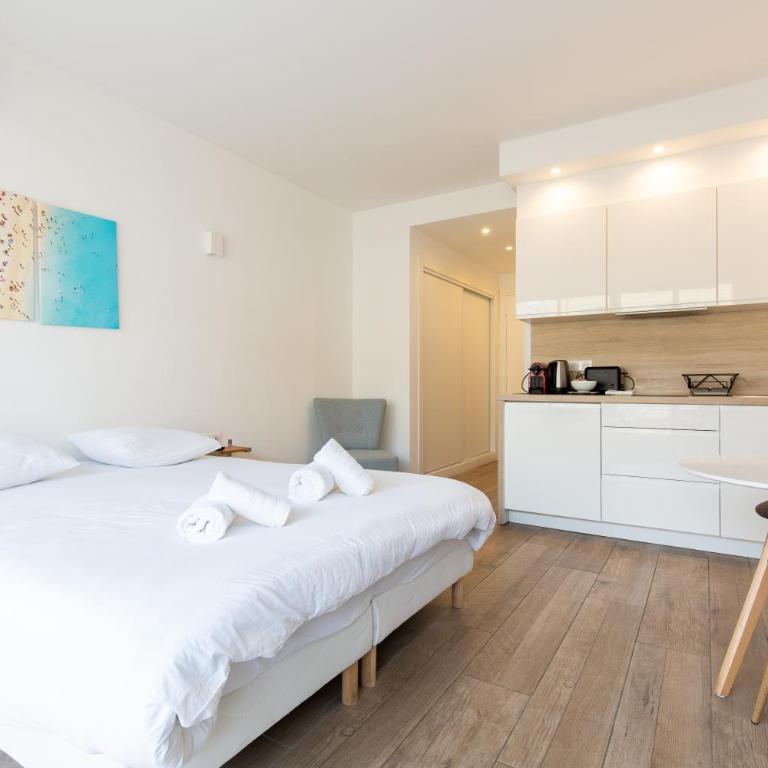 Agence des Résidences - Appartements privés du 45 CROISETTE - Superieur - Estudio con vistas a la ciudad y terraza n.º 4 - 2