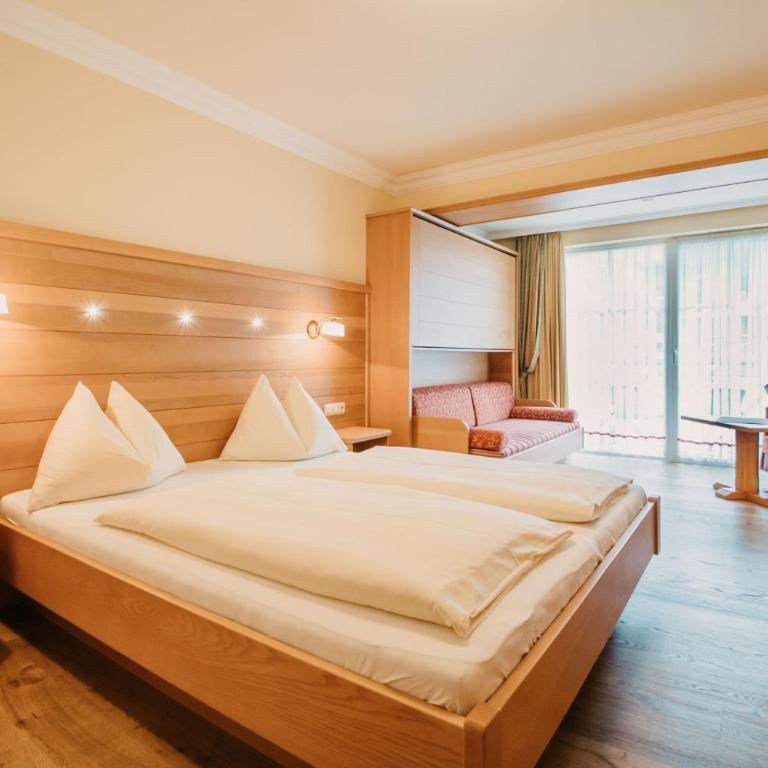 Hotel Guggenberger - Double Room - 7