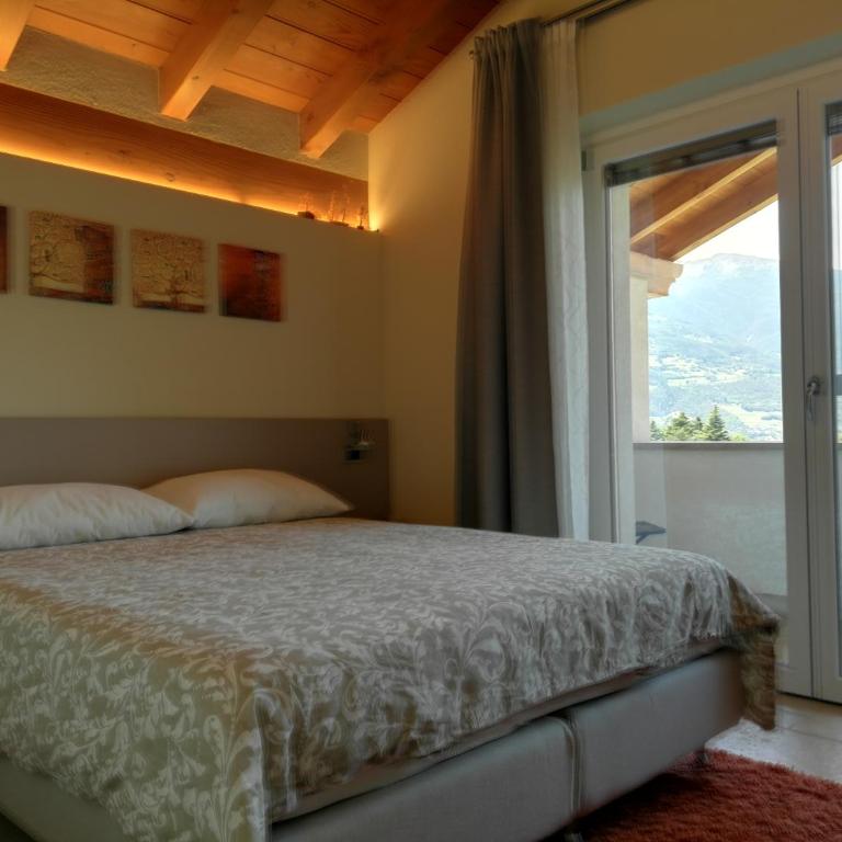 A&G Apartment Aosta - Elegante Casa 100 mq su due piani con Wi-Fi-giardino-parcheggio - Casa con 2 Camere da Letto - 3