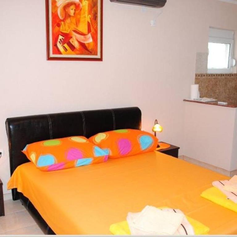 Apartments Anne - Apartman sa Terasom - 1