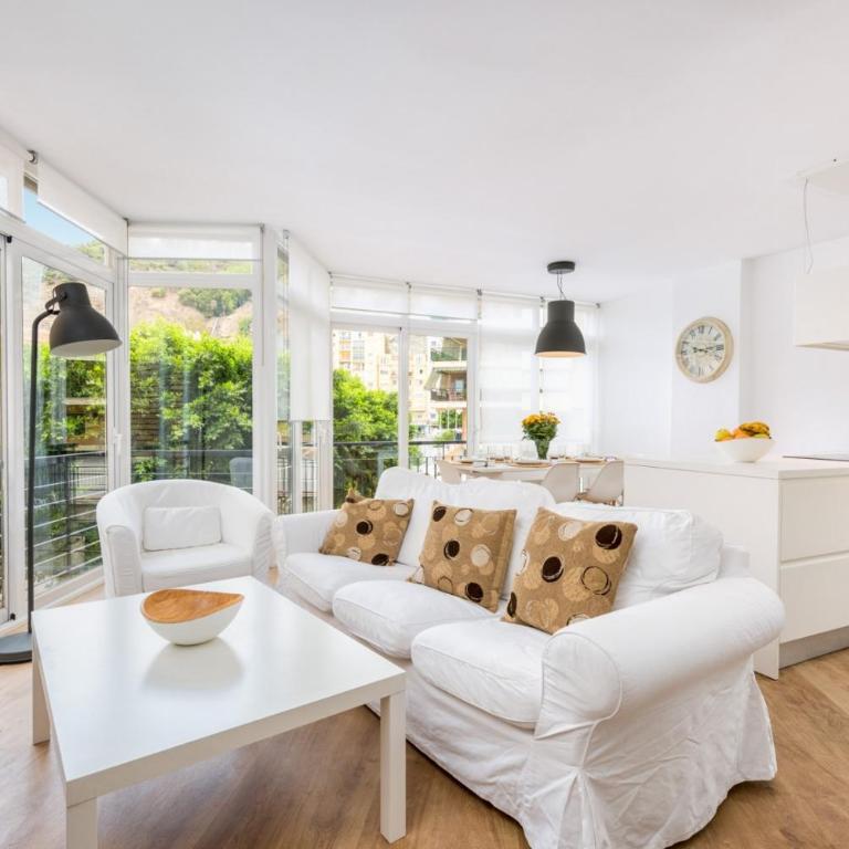 Cervantes Apartment in Malaga by Solaga Holiday Homes - Three-Bedroom Apartment - 1