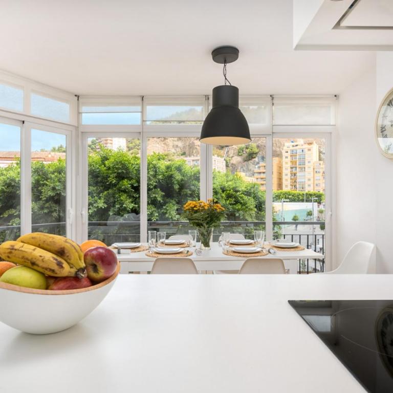 Cervantes Apartment in Malaga by Solaga Holiday Homes - Three-Bedroom Apartment - 4