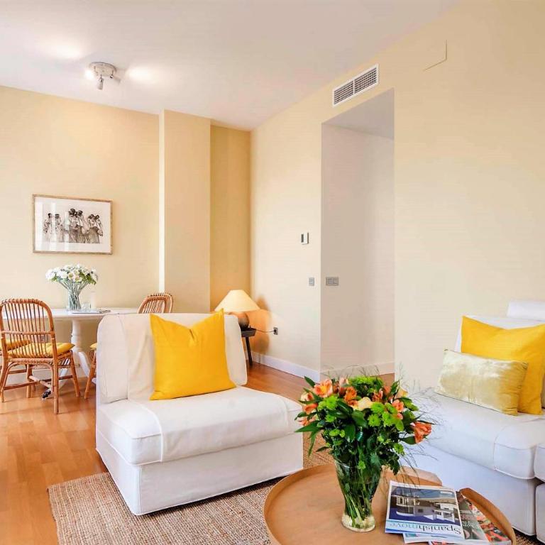 Sebastian Souviron Suites in Malaga by Solaga Holiday Homes - Apartamento con balcón - 4