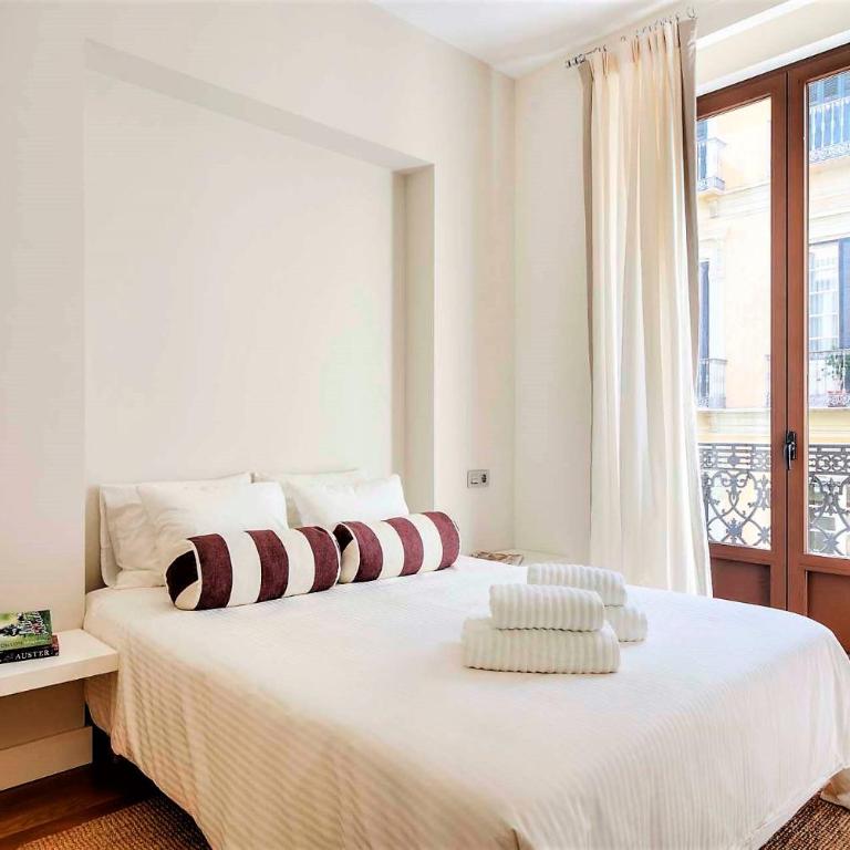 Sebastian Souviron Suites in Malaga by Solaga Holiday Homes - Apartamento con balcón - 9