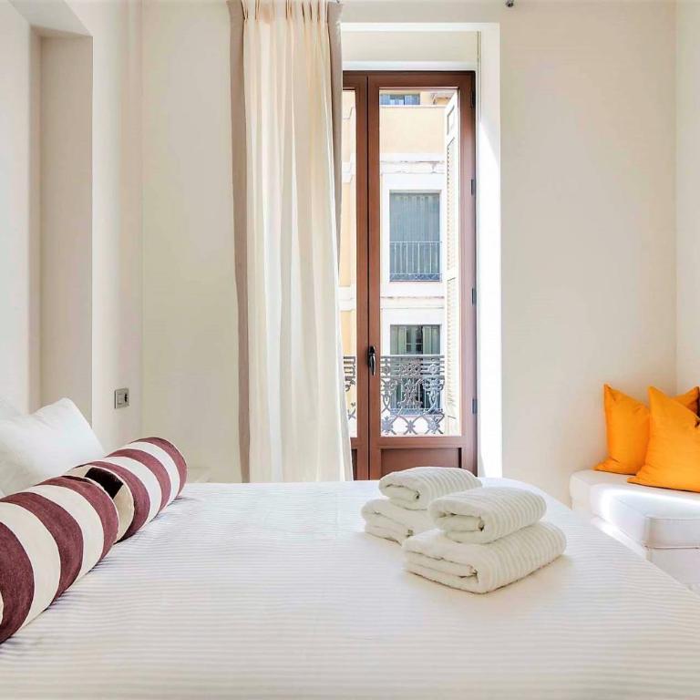 Sebastian Souviron Suites in Malaga by Solaga Holiday Homes - Apartamento con balcón - 10