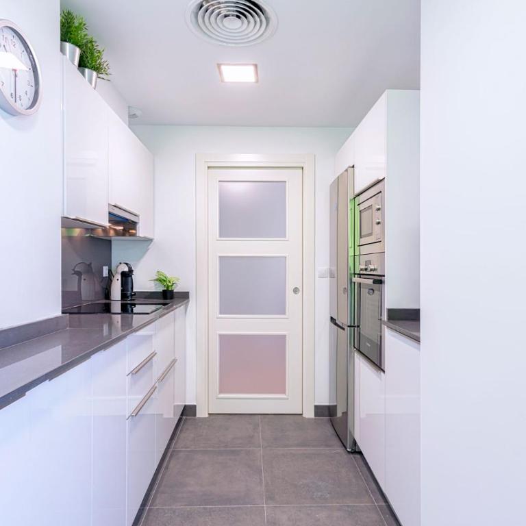Pacifico Beach Apartment in Malaga by Solaga Holiday Homes - Apartamento - 10
