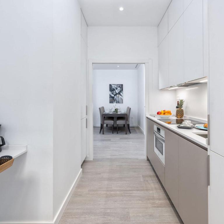 Merced Suites in Malaga by Solaga Holiday Homes - Apartamento - 10