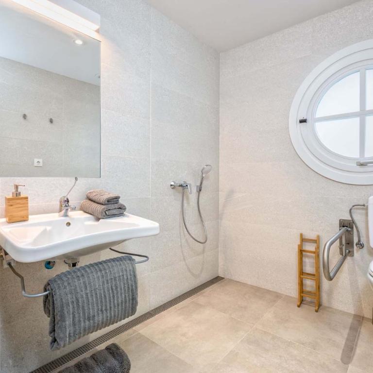 Merced Suites in Malaga by Solaga Holiday Homes - Apartamento - 15