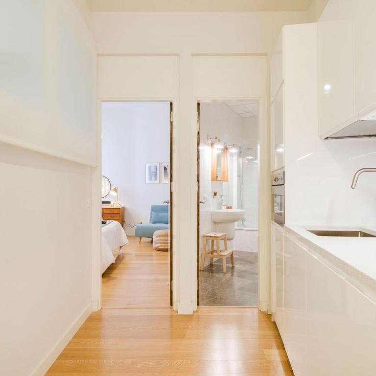 Larios Suites in Malaga by Solaga Holiday Homes - Apartamento Deluxe - 11