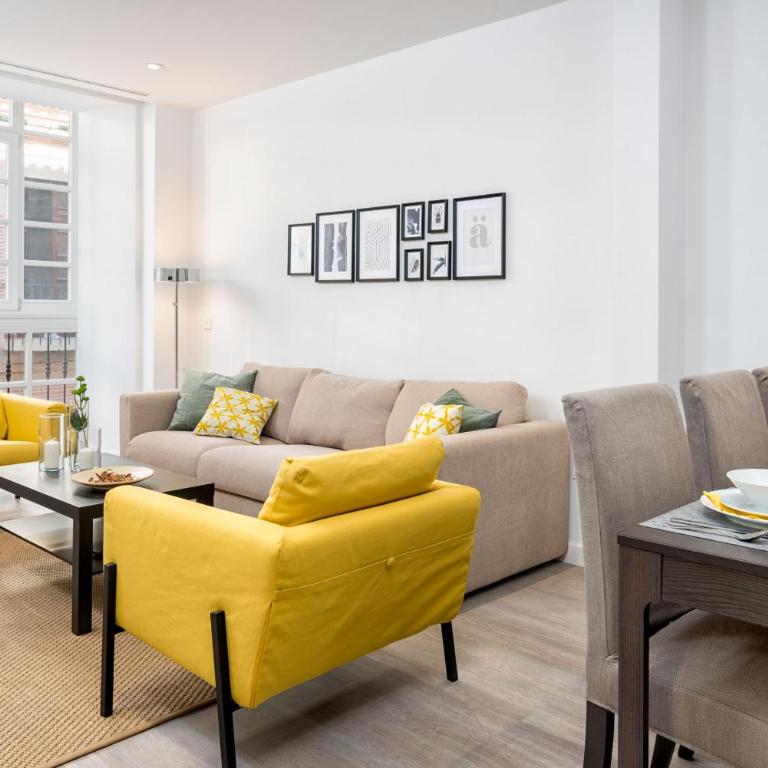 Merced Suites in Malaga by Solaga Holiday Homes - Apartamento de 3 dormitorios - 1