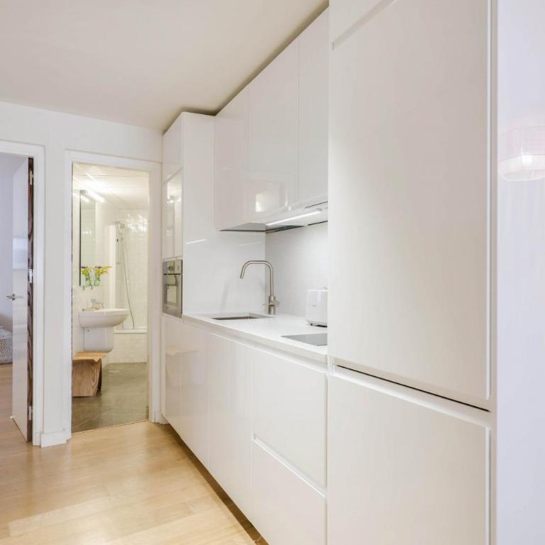 Larios Suites in Malaga by Solaga Holiday Homes - Apartamento Deluxe - 12