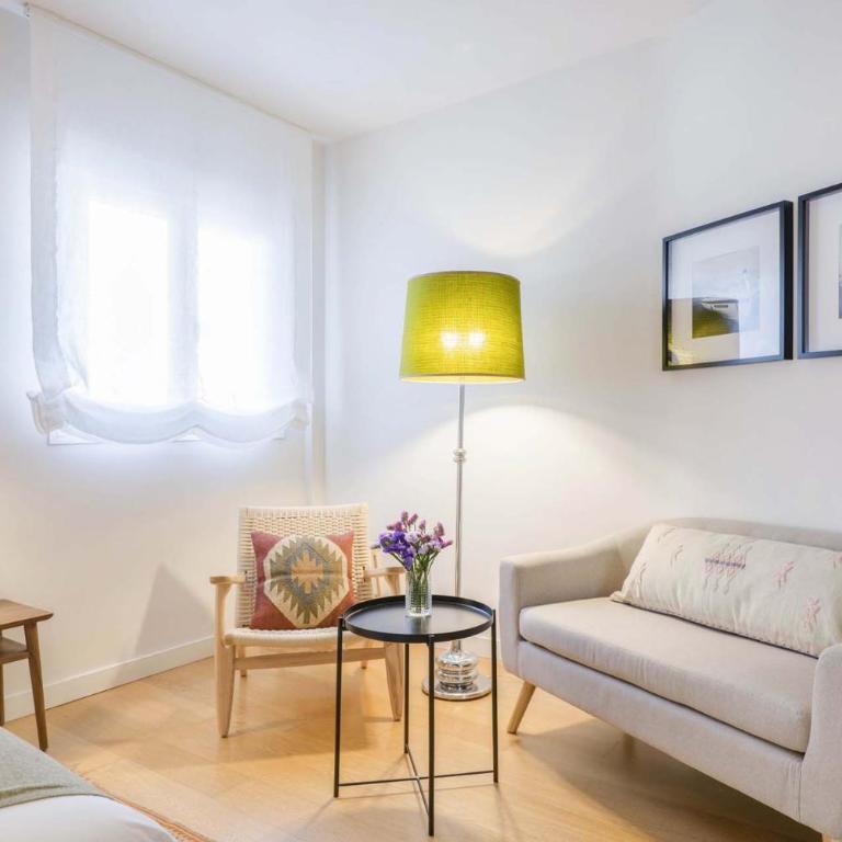 Larios Suites in Malaga by Solaga Holiday Homes - Apartamento Deluxe - 17