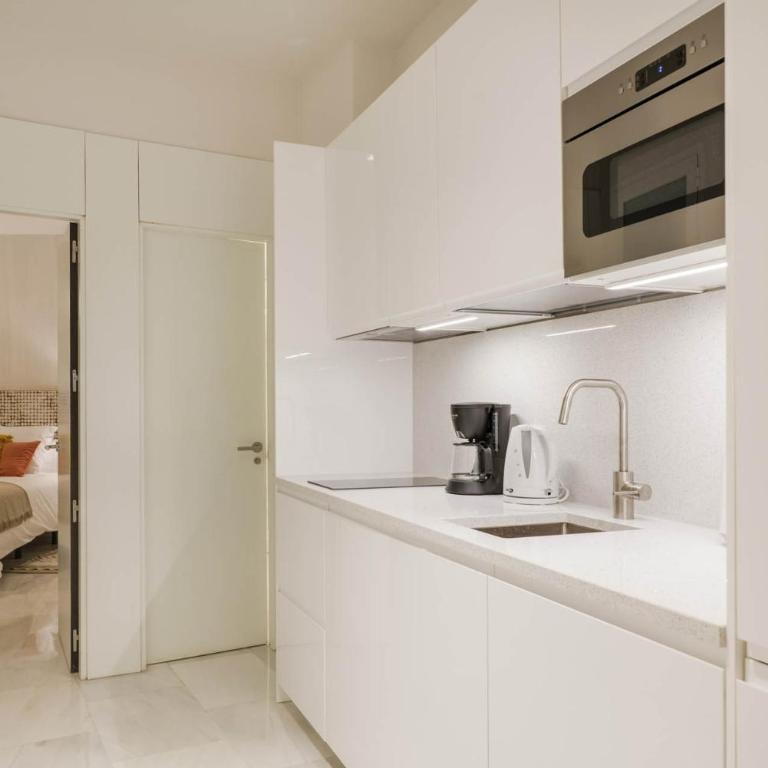 Larios Suites in Malaga by Solaga Holiday Homes - Apartamento - 15