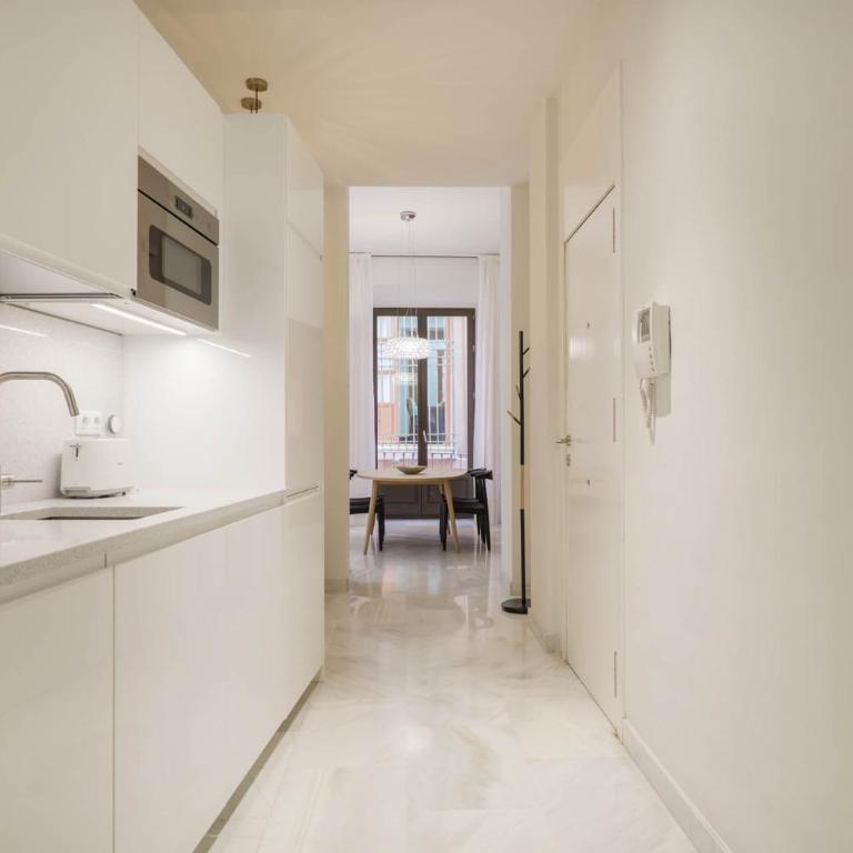 Larios Suites in Malaga by Solaga Holiday Homes - Apartamento - 16