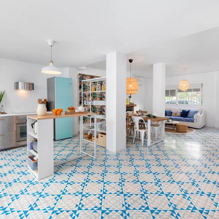 Chuita Beach House in Malaga by Solaga Holiday Homes - Apartamento - 1