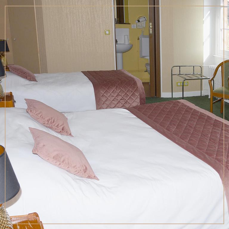 Hôtel La Batisse - Chambre Triple - 1