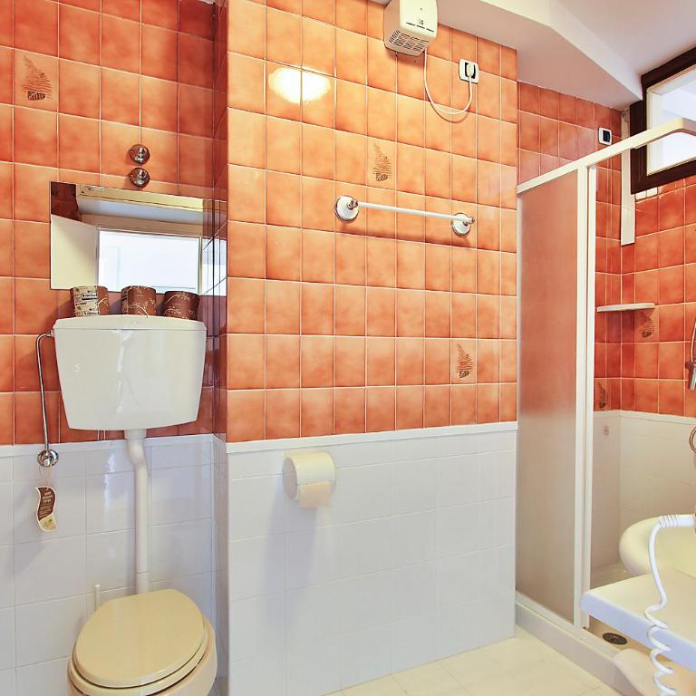 Aparthotel Ponza - Appartamento con 2 Camere da Letto (4 Adulti) - 2