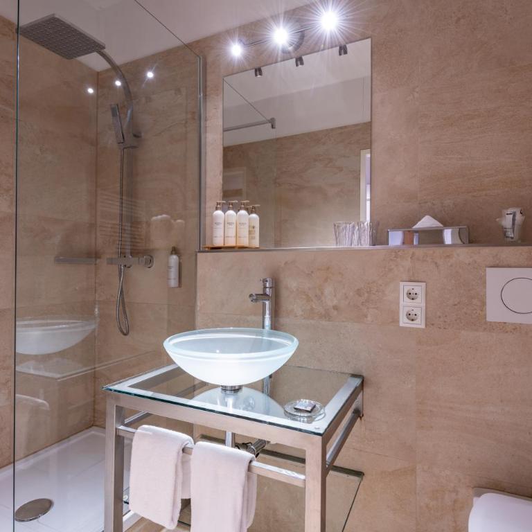 Hotel Seevilla Wolfgangsee - Doppel-/Zweibettzimmer mit Seeblick - 2