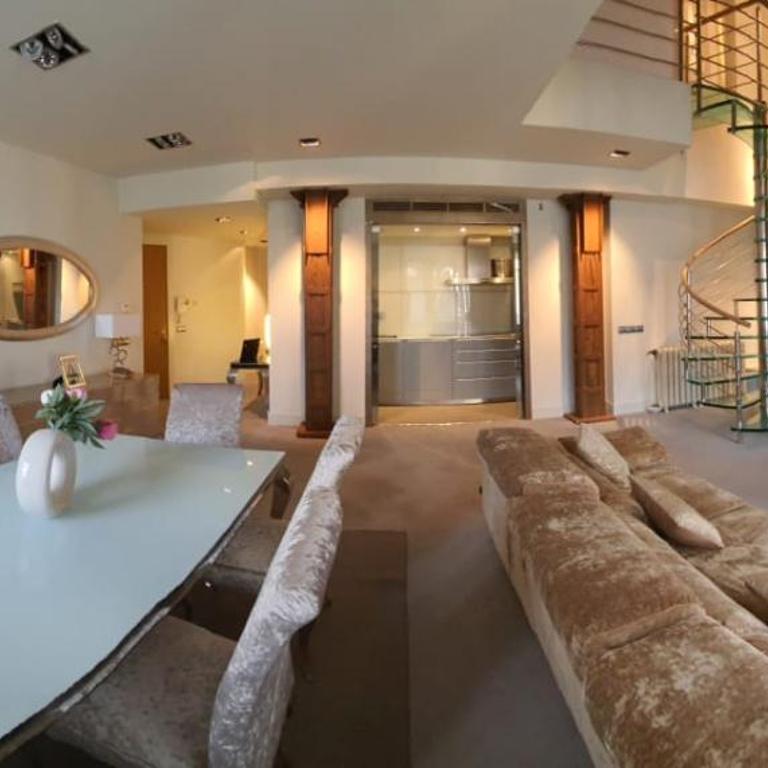 Lujoso duplex en la Plaza del Ayuntamiento - Two-Bedroom Apartment - 7