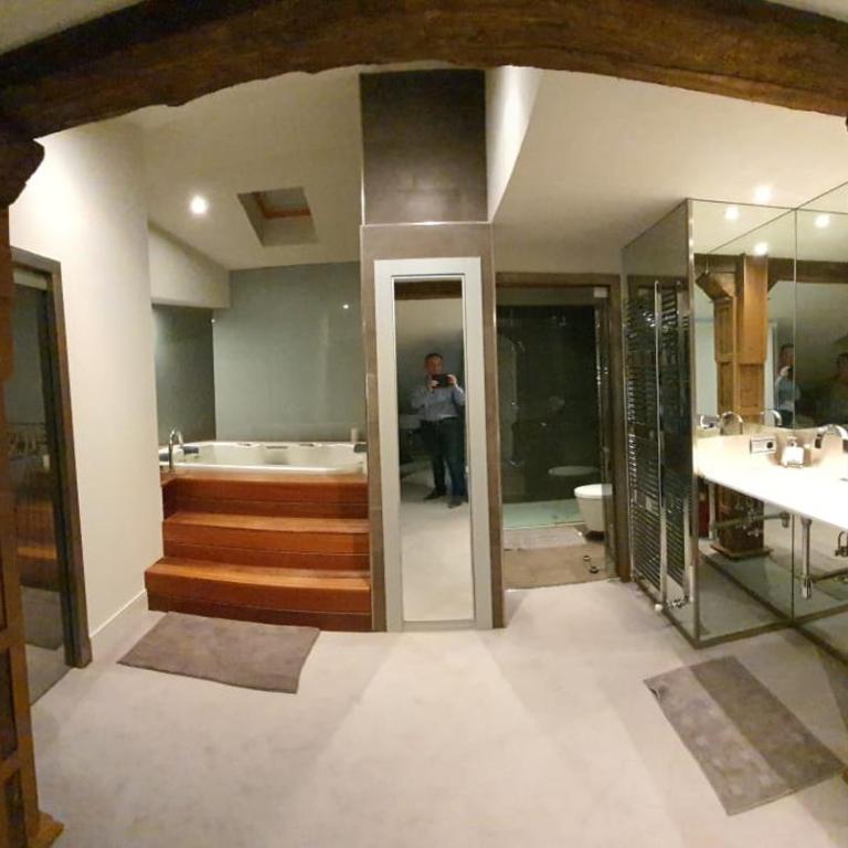 Lujoso duplex en la Plaza del Ayuntamiento - Two-Bedroom Apartment - 23