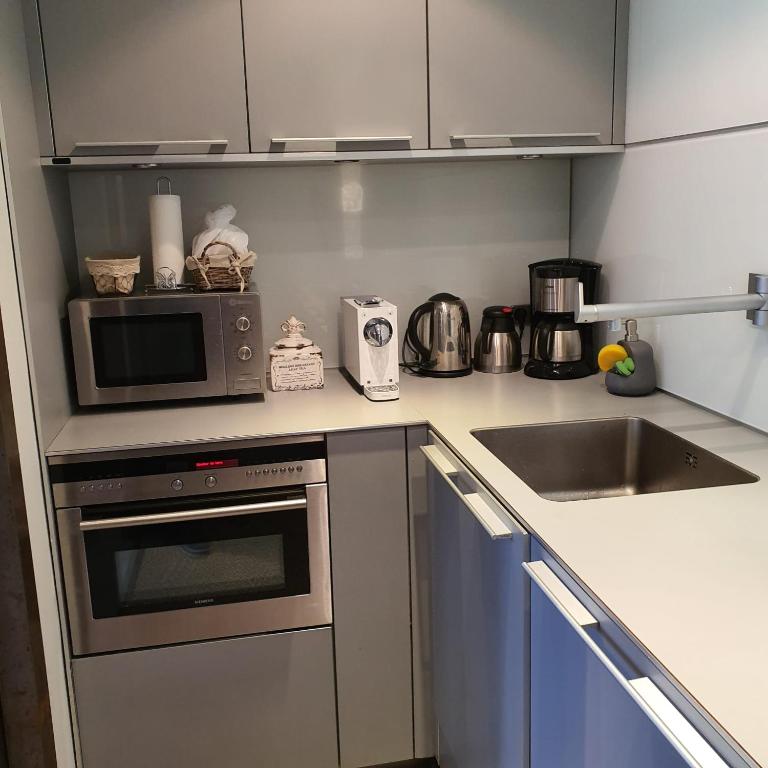 Lujoso duplex en la Plaza del Ayuntamiento - Two-Bedroom Apartment - 32