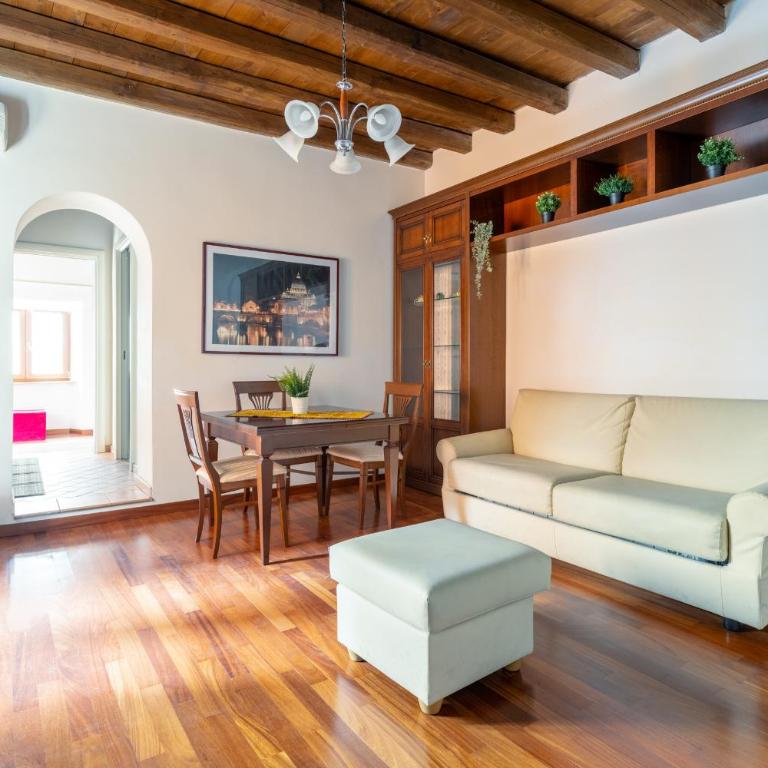 VG Trevi Fountain 5 STELLE Elegant Apartment - One-Bedroom Apartment - 1