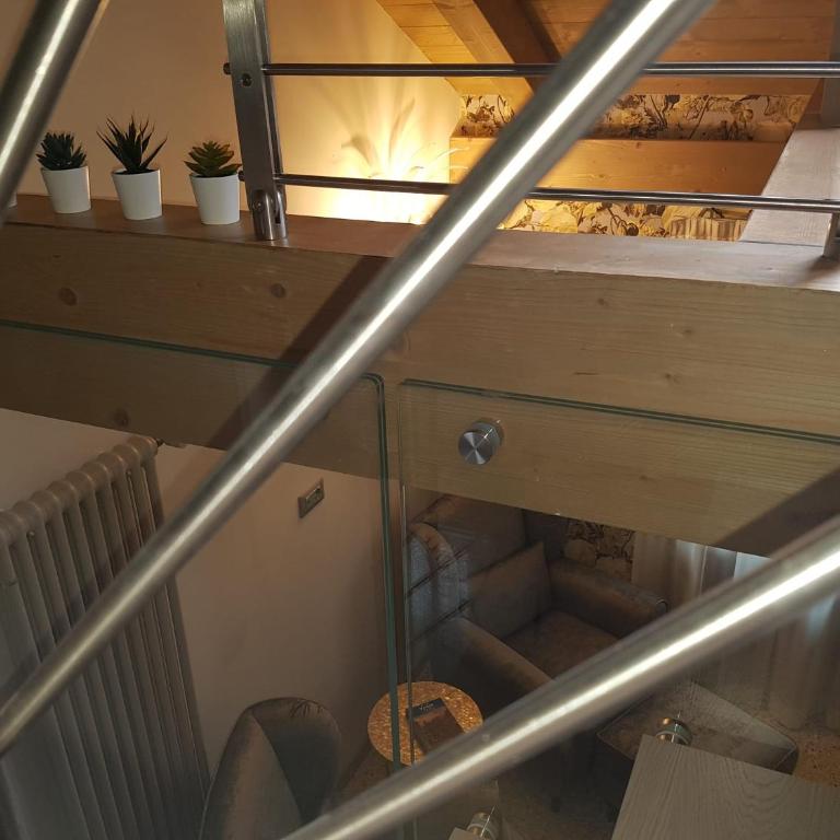 Ca' Cappello Venice Apartment 2 with Canal View - Two-Bedroom Apartment - 25