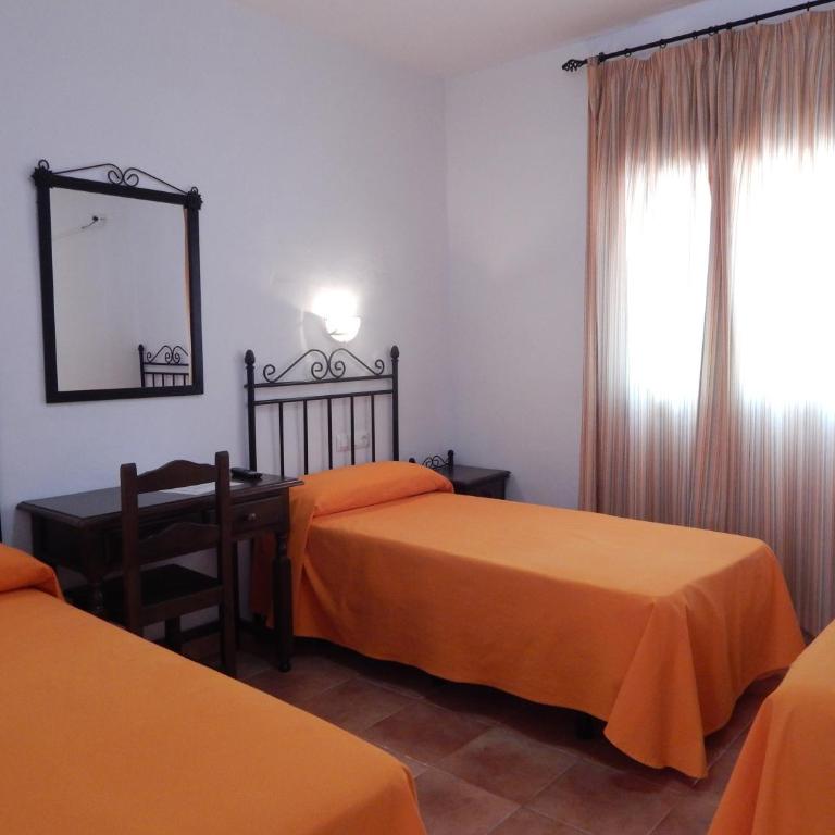 Hotel Cortijo Los Gallos - Habitación Triple - 4