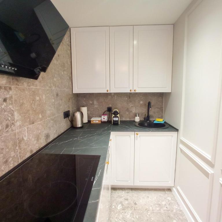Premium Apartmani Banja Luka - Deluks Studio sa Queen Krevetom - 7