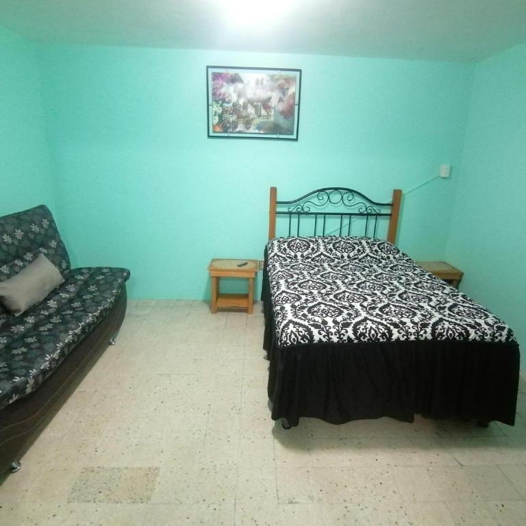 DEPARTAMENTO CERCANO AL AEROPUERTO T2, A 2 CALLES - Apartment - 7
