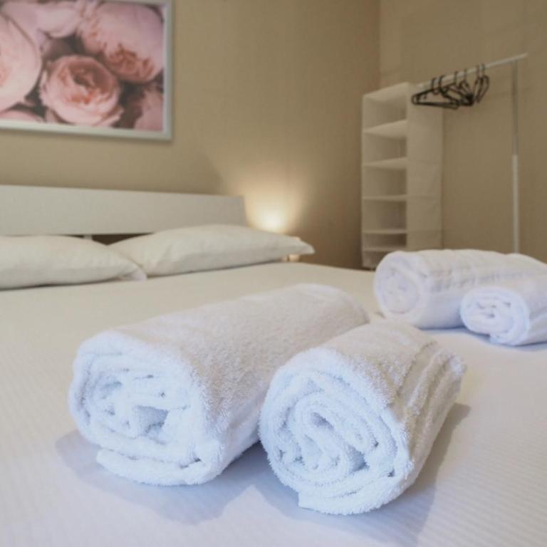 PrimoPiano - Via Pavia - Appartamento con 2 Camere da Letto - 52