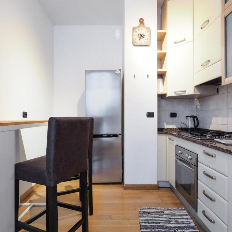 PrimoPiano - Via Pavia - Appartamento con 2 Camere da Letto - 41